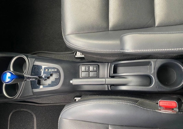 Toyota Prius cena 52999 przebieg: 69000, rok produkcji 2019 z Warszawa małe 562